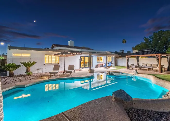 Ferienhaus New - Sonoran Sol Modern Pool Oasis Near Kierland *