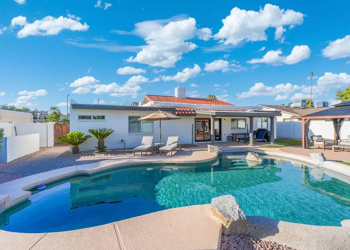 New - Sonoran Sol Modern Pool Oasis Near Kierland Ferienhaus